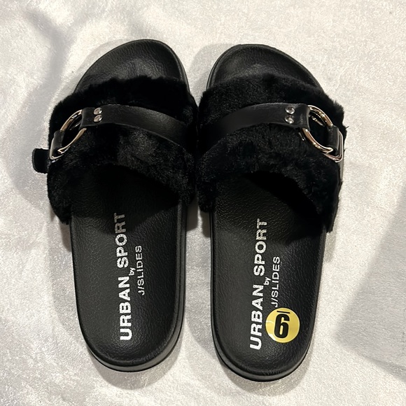 J/Slides Buckle slides - Picture 1 of 3